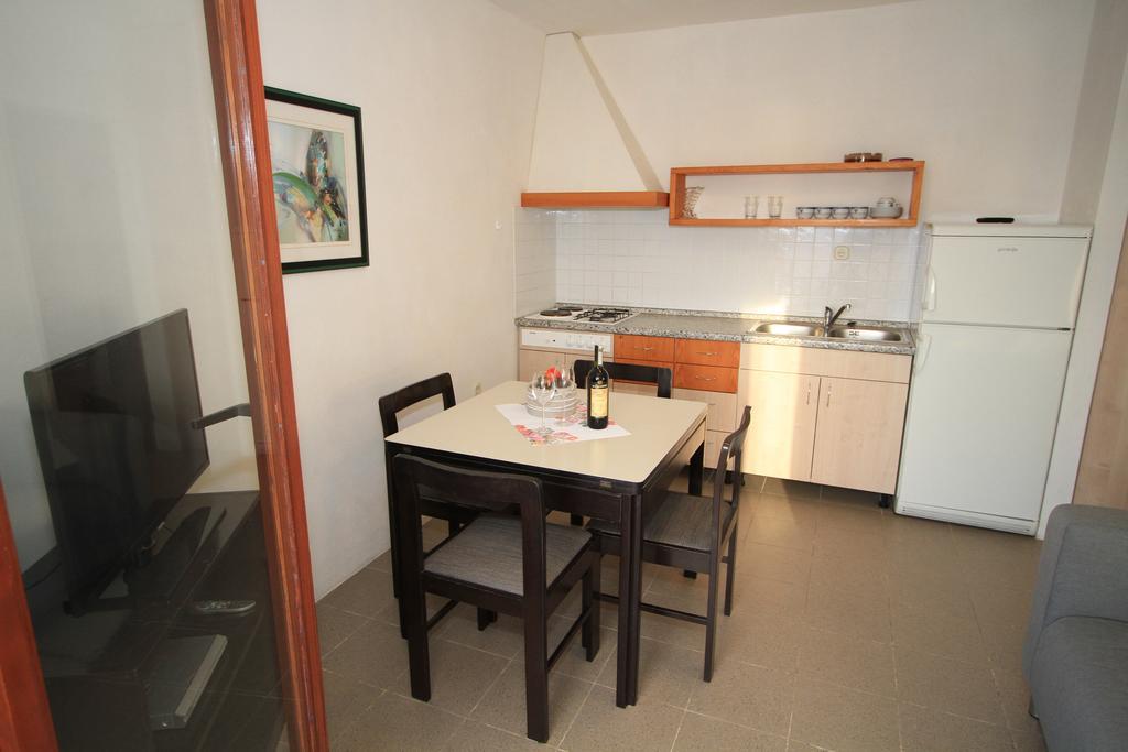 Holiday Apartment Rokov Zadar Oda fotoğraf